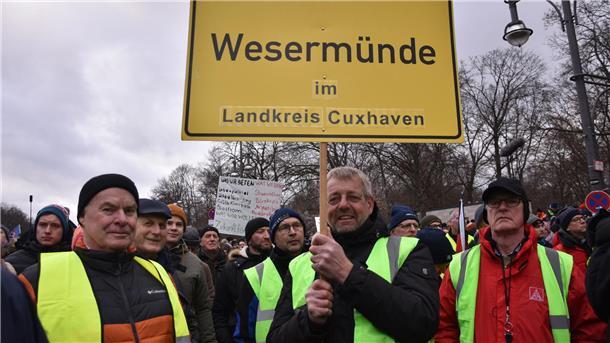 Auch das Landvolk Wesermünde hat sich auf den Weg nach Berlin gemacht, um an der Großdemo teilzunehmen.
