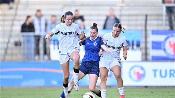 Früherer Serienmeister Turbine Potsdam steigt ab Auch gegen Leverkusen reichte es für Turbine nicht.
