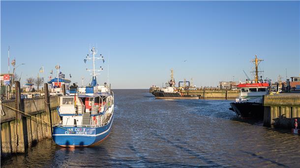 Auch in Cuxhaven soll getestet werden, wie Schiffe unfallfrei anlegen können.