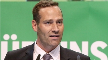 „Auch in Deutschland nimmt die Ablehnung der Demokratie, des Staates und staatlicher Autorität zu“, sagt der Bundesvorsitzende der Gewerkschaft der Polizei (GdP), Jochen Kopelke.