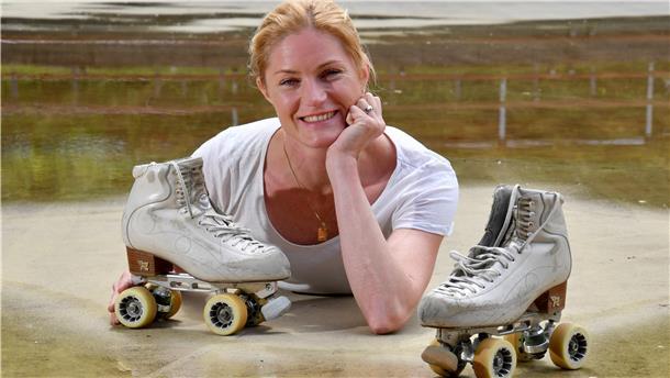 Constance Hoßfeld-Seedorf und Rollschuhe