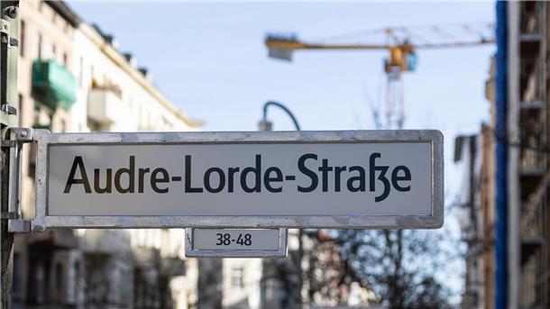 Audre Lorde war eine Dichterin, die sich für Frauenrechte einsetzte.