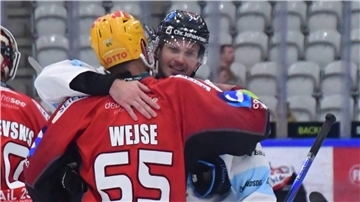 Auf Christian Wejse wartet ein ganz besonderes Spiel, denn beim nächsten CHL-Gegner der Pinguins spielen viele Freunde aus Kindheitstagen.