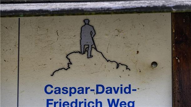 Auf dem Caspar-David-Friedrich Weg wandert man an Orten vorbei, an denen der Künstler einst die Natur genau studierte.