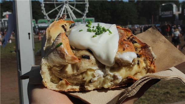Auf dem Festival darf das Handbrot nicht fehlen.