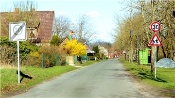 Tempo-Schilder Düring