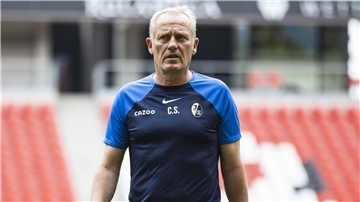 Auf die Freiburger um Trainer Christian Streich wartet ein knackiges Anfangsprogramm - das die Weichen für die neue Saison stellen könnte.