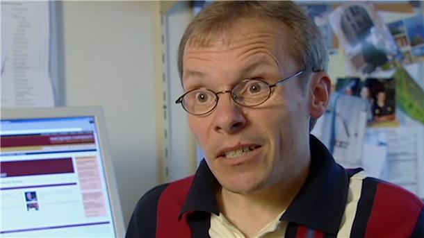 Auf diesem Videostandbild spricht Sean Turnell, Wirtschaftswissenschaftler an der australischen Macquarie Universität, während eines Interviews in seinem Universitätsbüro.