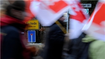 Auf einem Hof bei Eschede gibt es seit vielen Jahren Versammlungen von Rechtsradikalen.