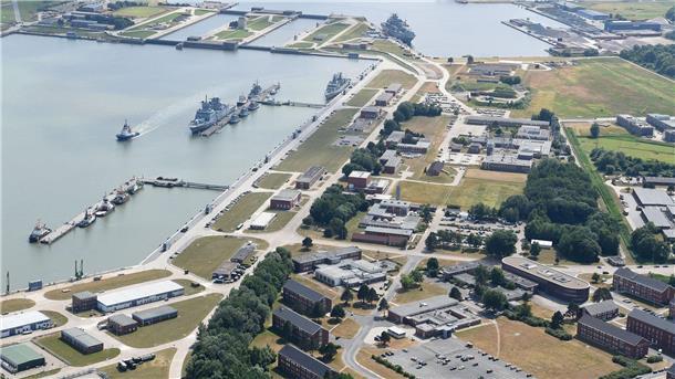 Neue Gebäude: Marinestützpunkt Wilhelmshaven wird erweitert Auf einem Teil des Marinestützpunktes in Wilhelmshaven sollen neue Dienstgebäude entstehen. (Archivbild)