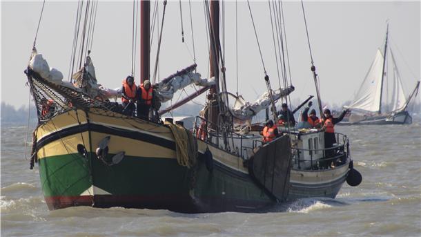 Segelschiffe auf dem IJsselmeer
