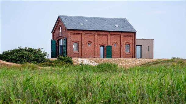 Auf Spiekeroog wurde 1909 ein Rettungsschuppen für ein Rettungsboot gebaut - dort ist nun auch das Museum untergebracht.