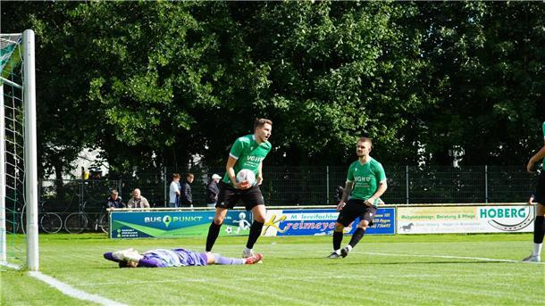 Auf Tore von Fynn-Niklas Klaus (mit Ball) - wie hier beim 3:2-Sieg gegen Schneverdingen - hofft der FC HU in Lindwedel-Hope.
