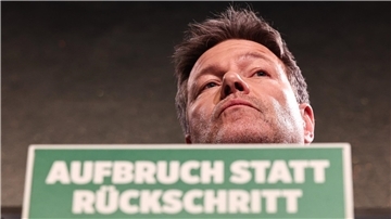 Aufbruchstimmung will Robert Habeck als Spitzenkandidat Bündnis 90/Die Grünen verbreiten. Kritiker halten den Grünen hingegen vor, sie stünden für Verbote und Einschränkungen.
