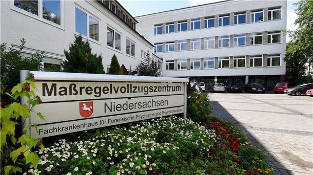 Verbotener Sex im Maßregelvollzug - und ein Kind Aus der Beziehung soll ein Kind hervorgegangen sein. (Archivbild)