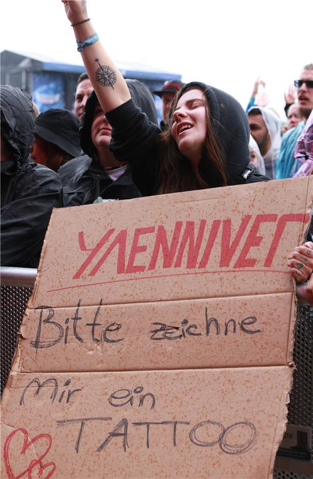 Deichbrand 2023: Magische Momente auf und vor den BÜHNEN (Fotos) Ausgefallener Fan-Wunsch.