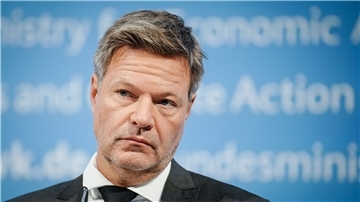„Auslöser der Krise ist der Wegfall von großen Energiemengen, die eigentlich als sicher eingeplant waren“: Bundeswirtschaftsminister Robert Habeck.