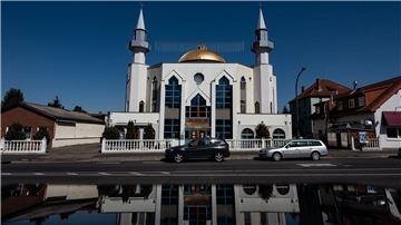 Außenaufnahme von der türkisch-islamischen Ditib-Moschee in Göttingen.