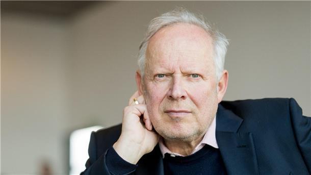 Drehstart für letzten NDR-„Tatort“ mit Axel Milberg Axel Milberg hört als „Tatort“-Kommissar aus.