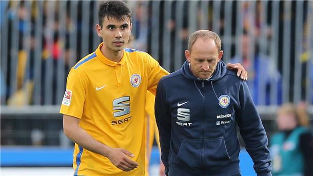 Bald wieder vereint? Gerrit Holtmann (links) hat in Braunschweig unter Torsten Lieberknecht seinen Durchbruch als Profi geschafft.