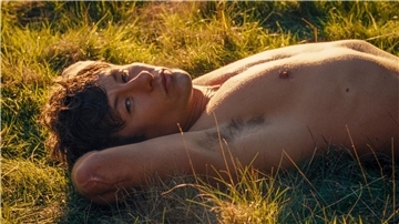 Barry Keoghan als Oliver in einer Szene des Films „Saltburn“.