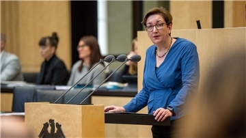 Bau-Ministerin Klara Geywitz wirbt im Bundesrat für einen Gesetzesentwurf zur kommunalen Wärmeplanung.