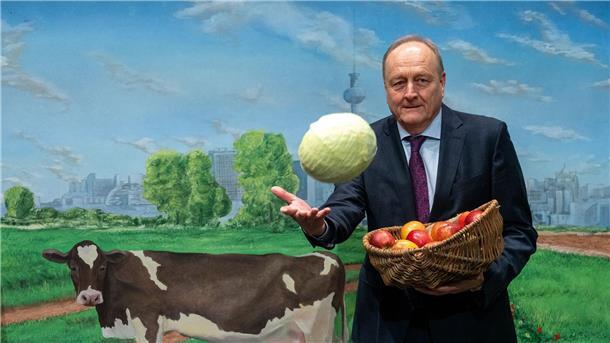 Agrardiesel weiter Thema - Bisher keine Proteste geplant Bauernpräsident Joachim Rukwied auf der Grünen Woche in Berlin.