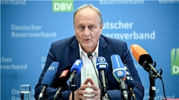 Bauernverbandspräsident Joachim Rukwied nennt die diesjährige Ernte eine „echte Zitterpartie“.