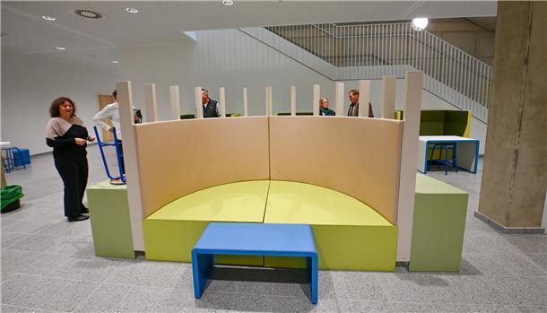 Bauherren, Planer und Kollegium stellen uns ihre neuen Schulen vor. Dies ist die...