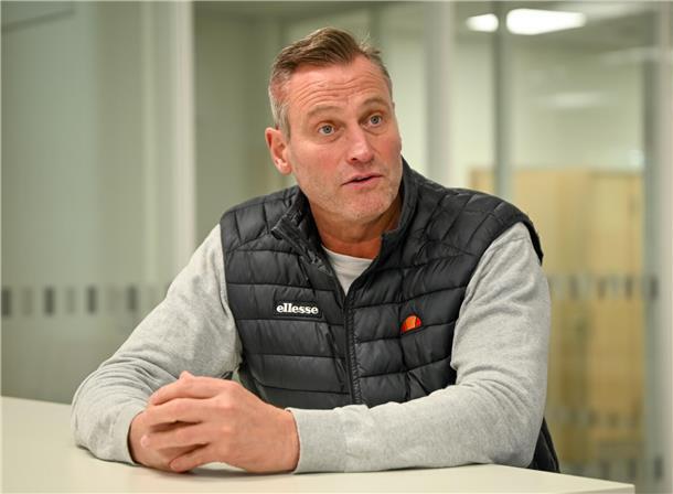 Bauherren, Planer und Kollegium stellen uns ihre neuen Schulen vor. Dies ist die...