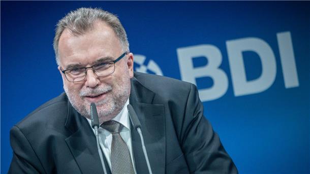 BDI-Präsident Siegfried Russwurm will, dass Wirtschaft und Energieversorgung krisenfest und widerstandsfähiger werden.