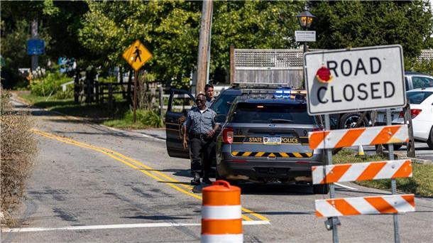 Beamte der Pennsylvania State Police während der Suche nach dem entflohenen Häftling.