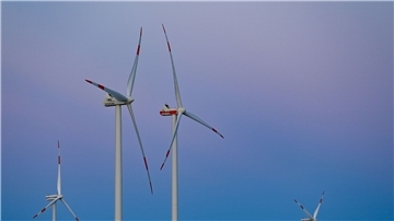 Bei dem Windanlagenbauer Vestas Deutschland arbeiten nach früheren Angaben 1700 Menschen.