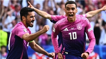 Bei der EM trafen Ilkay Gündogan (l) und Jamal Musiala (r), hier nach seinem 1:0, beim Sieg gegen Ungarn.