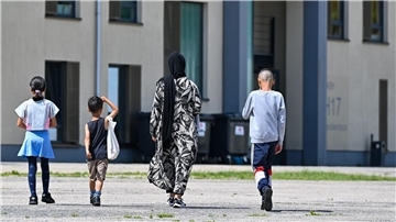 Bei der Innenministerkonferenz geht es auch um die umstrittene Forderung, wieder nach Syrien und Afghanistan abzuschieben.