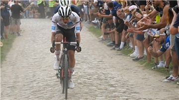 Bei der Kopfsteinpflaster-Etappe der Tour de France 2022 wusste Tadej Pogacar zu überzeugen.