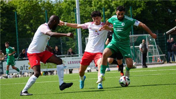 Bei der TSV Wulsdorf ertrotzte sich der FC Sparta in den weißen Trikots im Derby ein 1:1. Nun peilt die Elf von Trainer Yusuf Sahin bei der Leher TS den ersten Derbysieg in dieser Saison an.