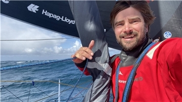 Bei der Vendée Globe segelt Boris Herrmann ganz vorn mit.