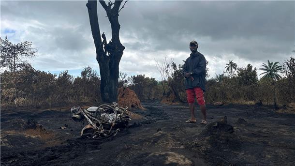Mindestens 18 Tote nach Brand in illegaler Öl-Raffinerie Bei einem Brand in einer illegalen Raffinerie in Nigerias ölreichem Niger-Delta sind mindestens 18 Menschen ums Leben gekommen.