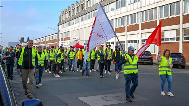 Warnstreik: Frühschicht bei Frosta legt Arbeit nieder Bei Frosta laufen aktuell nur die Mitarbeiter - beim Warnstreik.