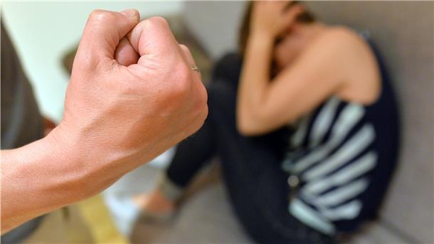 Bei häuslicher Gewalt sind die Opfer meist Frauen.