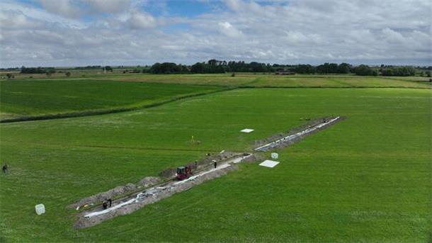 Bild der archäologischen Grabungsstätte bei Iggewarden