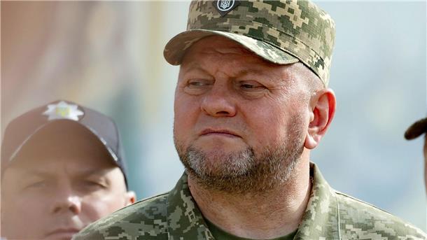 Selenskyj tauscht Militärführung aus - Saluschnyj muss gehen Bei seinen Soldaten und in der Bevölkerung war Walerij Saluschnyj äußerst beliebt.