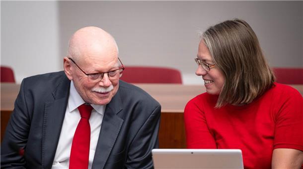 Bovenschulte räumt Kommunikationspanne bei Senatsumbau ein Beide Senatsmitglieder werden ihr Amt niederlegen. (Archivfoto)