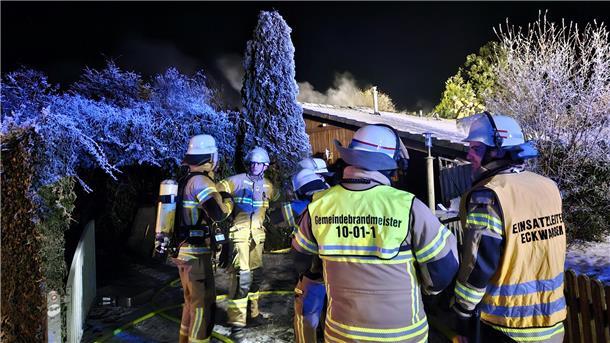 Feuer in Ferienhaussiedlung in Eckwarderhörne Feuer in Ferienhaussiedlung in Eckwarderhörne