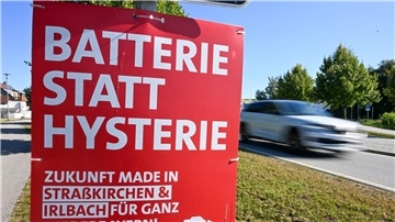 Beim Bürgerentscheid in Straßkirchen entschied sich eine klare Mehrheit für den Bau einer BMW-Batteriefabrik.