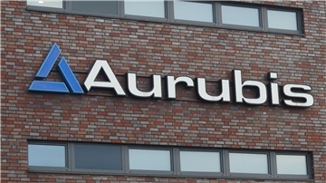Beim Hamburger Metallunternehmen Aurubis müssen drei Vorstände vorzeitig gehen.
