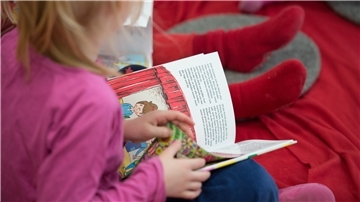 Beim Leseband steht tägliche Lesezeit für Schülerinnen und Schüler im Fokus.