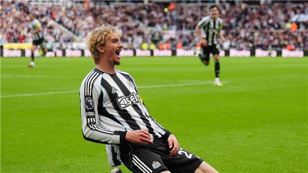 Bejubelt seinen ersten Treffer in der Premier League: Nick Woltemade.