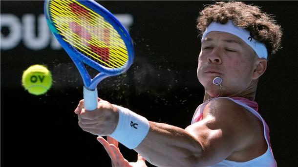 Sinner souverän ins Halbfinale - Jetzt gegen Shelton Ben Shelton erreicht das Halbfinale der Australian Open.